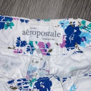 Ladies AéRopostale shorts
